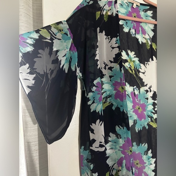 Floral Sheer Kimono - Picture 2 of 2